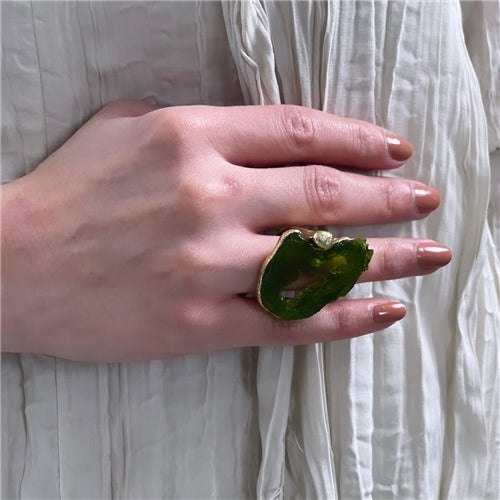 Green waves ring