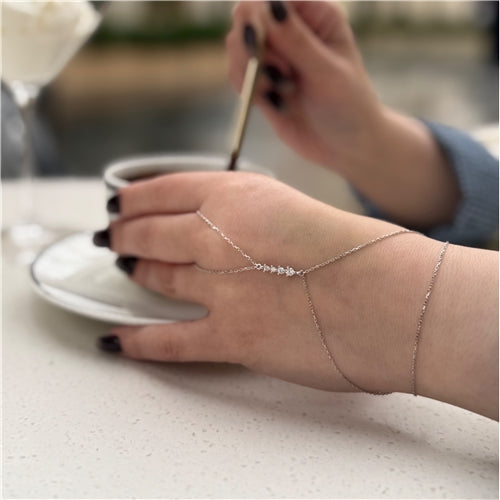 Silver Gleam Hand Cuff