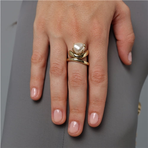 AW08 Pearl  ring