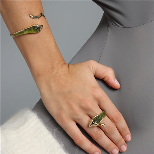 AW05 green cuff